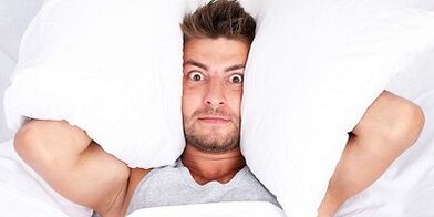 décharge chez les hommes lorsqu'ils sont des normes et une pathologie excitées